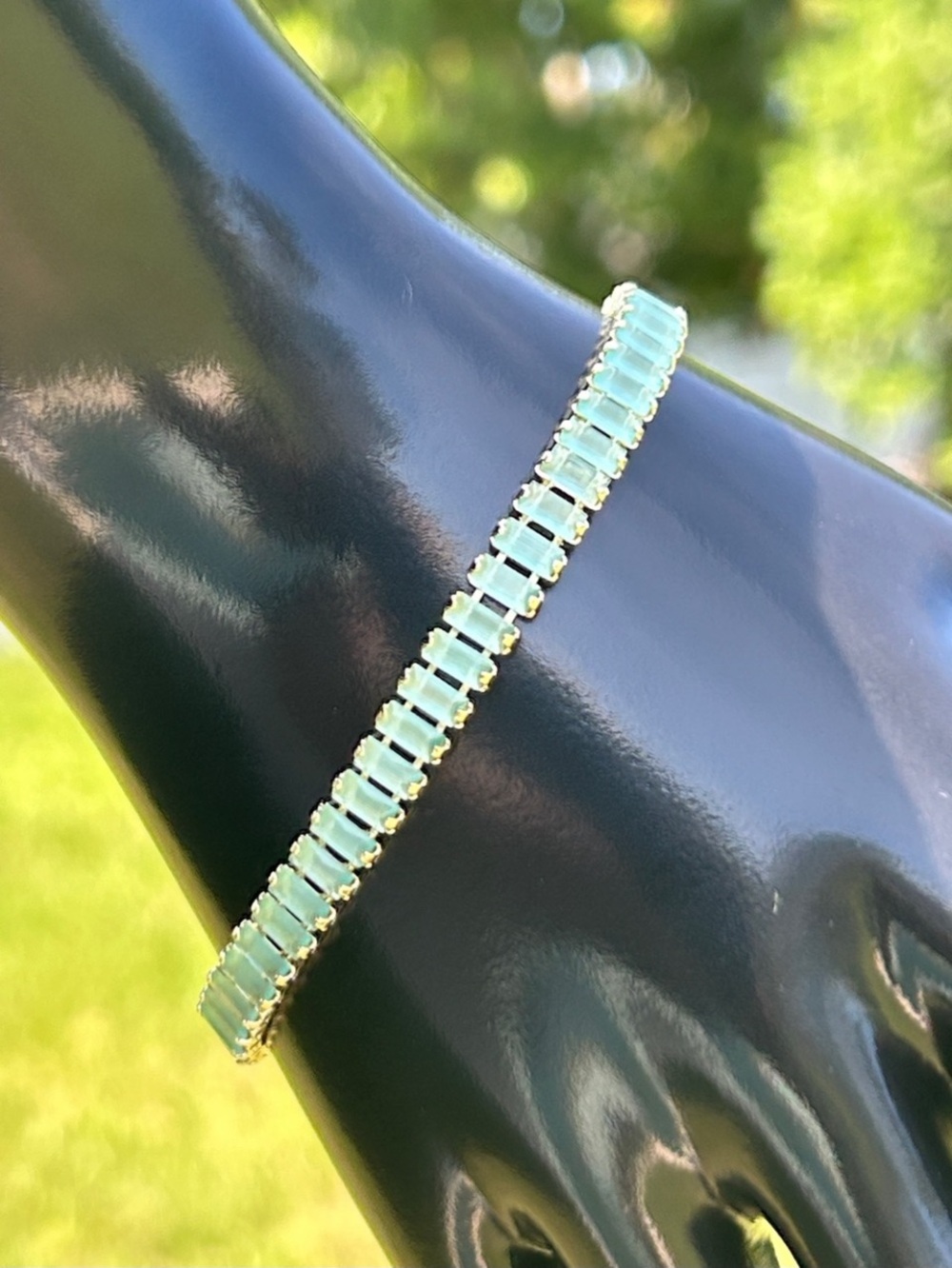 New green & gold bracelet w/ extender